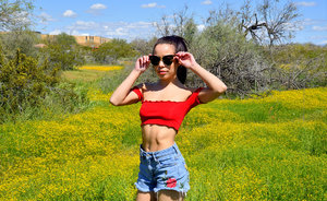 18 year old girl Bella nudeing off a cock in her graduation attire